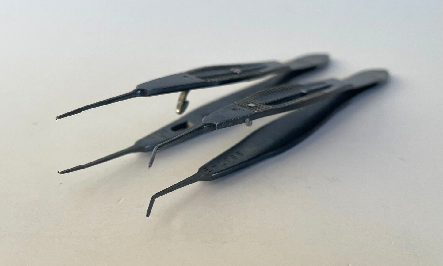 LOT OF 2 Storz Forceps Storz E1788 + E1798 Castroviejo Suturing Forceps