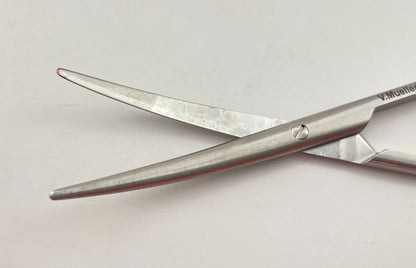 V. Mueller RH1651-001 Metzenbaum Scissors, Curved, 5.75" + 30 DAY WARRANTY!