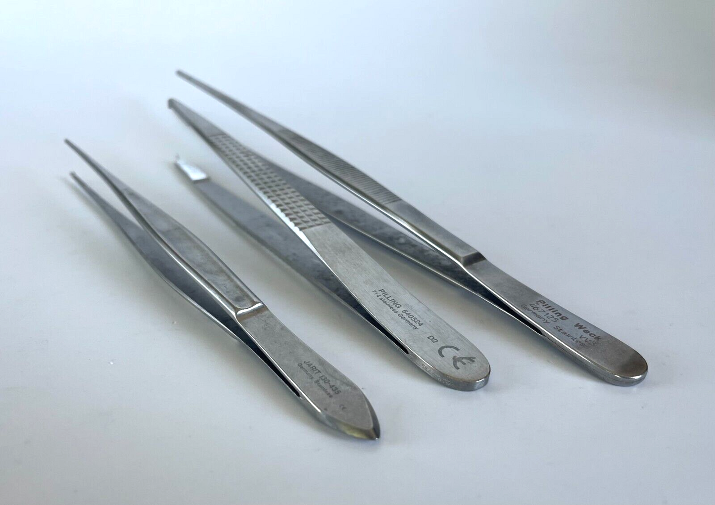 LOT OF 3 Tissue Forceps, Pilling 640524, Pilling 467125, Jarit 130-435