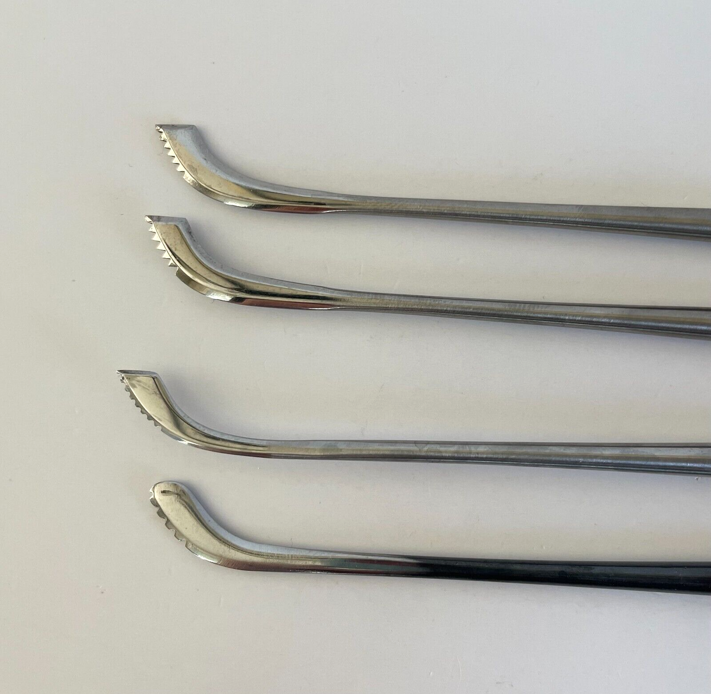 LOT of 4 Pilling 073370 Fisher Tonsil Knife/Dissector, 073370 (3), Similar (1)