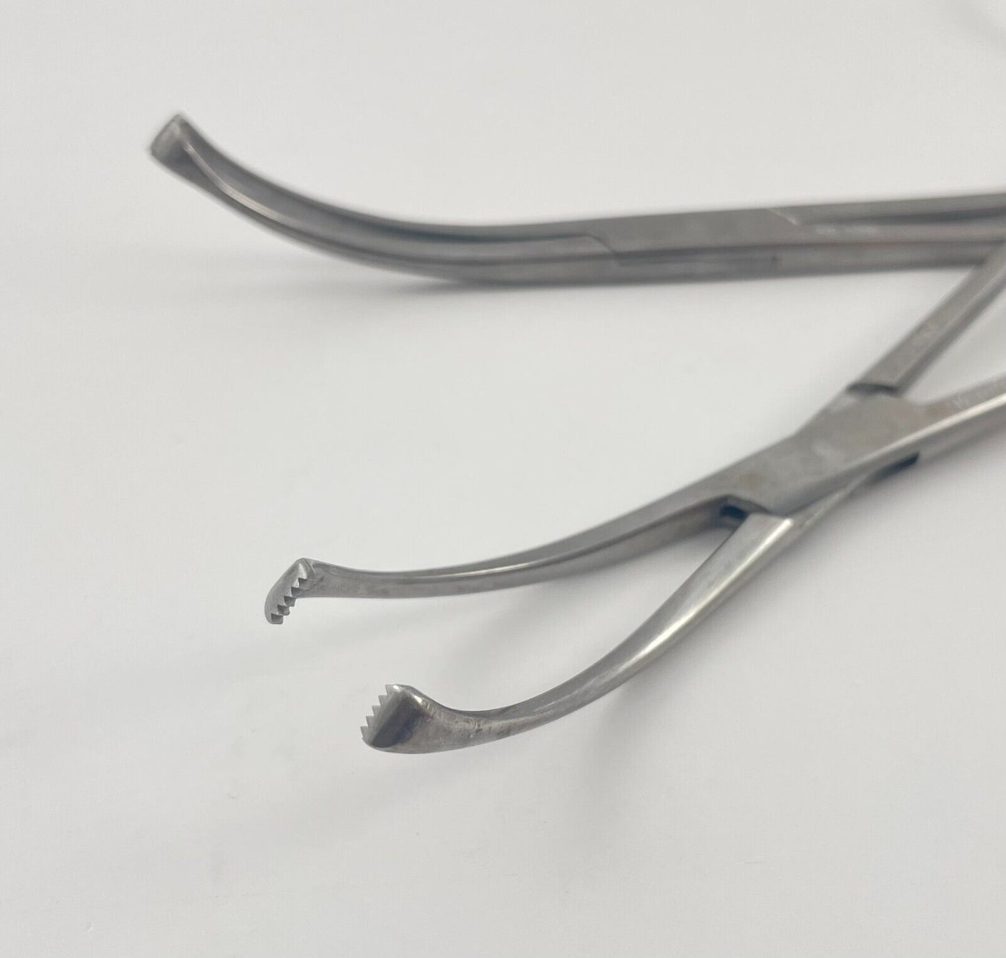 LOT OF 2 V. Mueller MO 1410 White-Lillie Seizing Tonsil Forceps, 7 1/2"