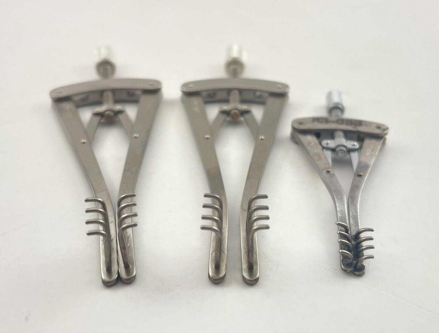 LOT OF 3 V. Mueller ALM Microsurgical 4x4 Blunt Prong Retractor SU3147 & SU3148