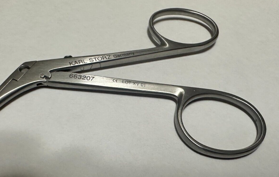 KARL STORZ 663207 45 Deg Up .6mm 18cm Oval Cup Forceps 30 DAY WARRANTY!