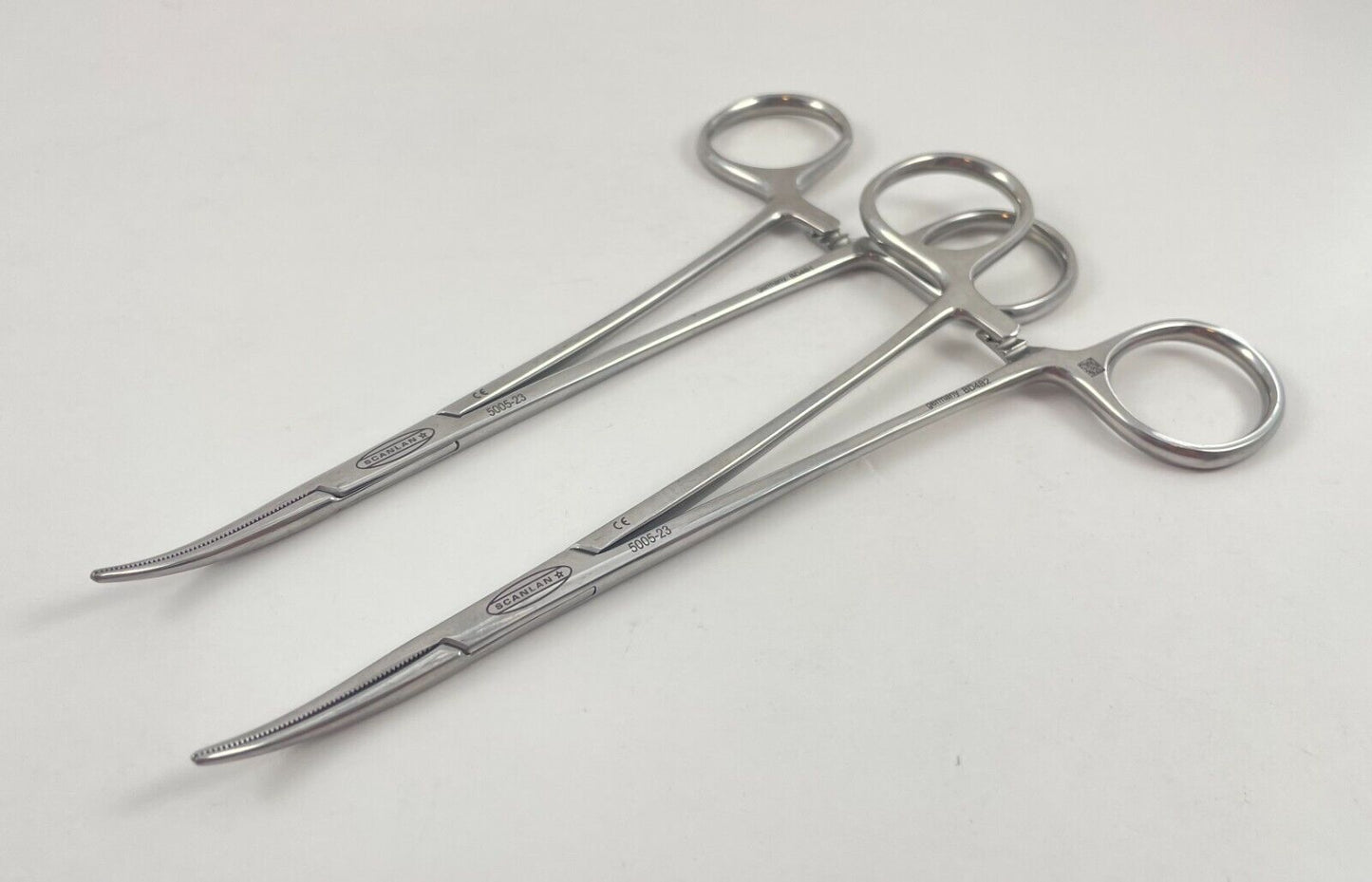 LOT OF 2 Scanlan 5005-23 Clamp, Pediatric, Curved, Serrated, 6 1/2"