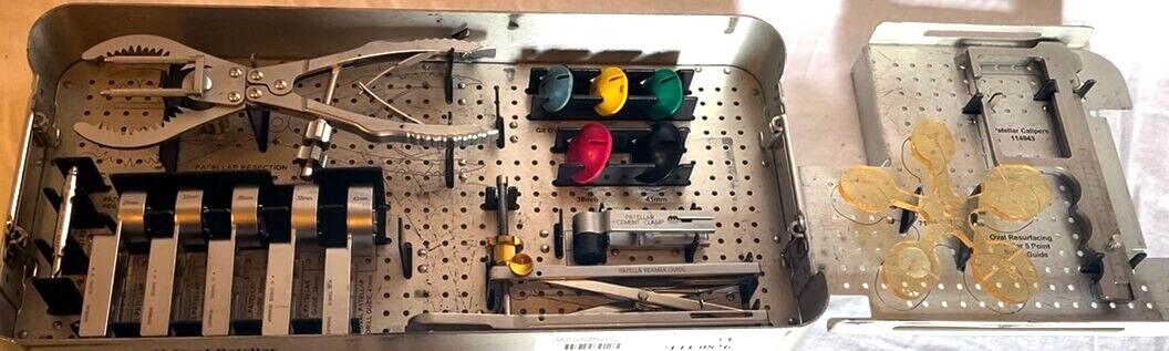 Smith & Nephew 7144-0826 Oval Patellar Resurfacing Instrument Tray w/Instruments
