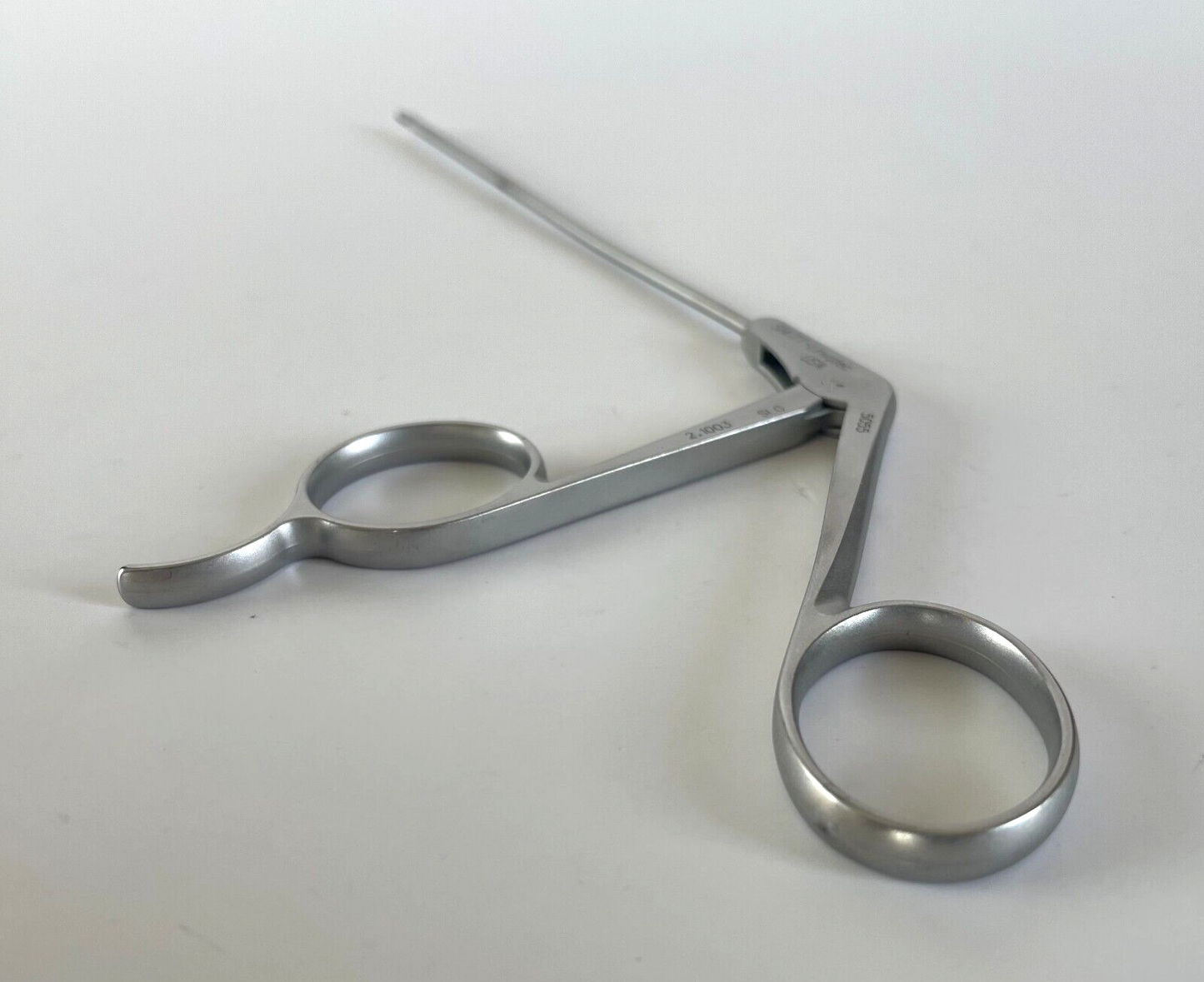 Shutt-Linvatec 2.1003 Straight Mini Tip Hook Punch Forceps