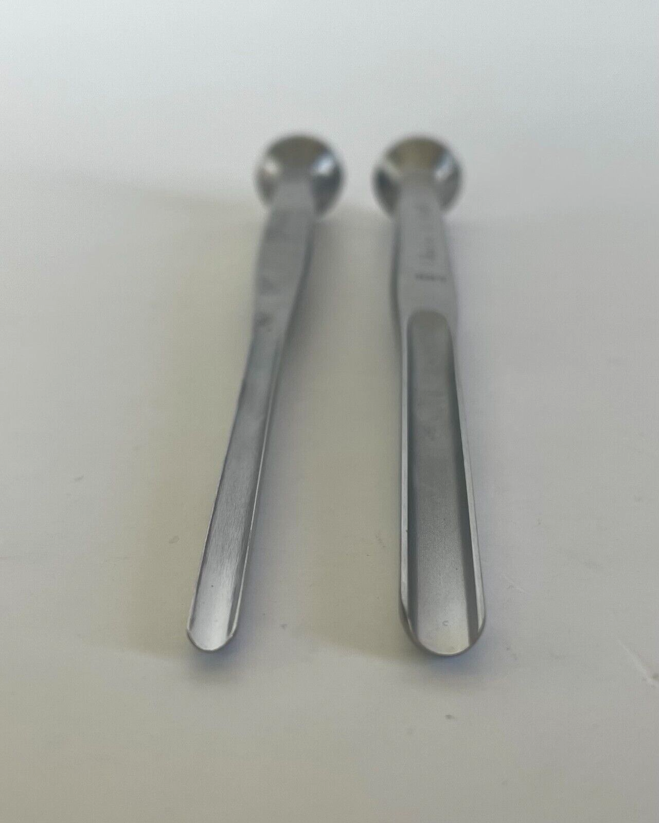 SET of 2 V. Mueller Alexander Mastoid Gouge AU6480, 4mm; AU6482, 6mm