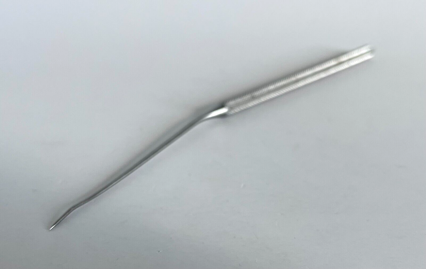 V. Mueller AU19040 Schuknecht Probe, 6.25", Angled, Otology