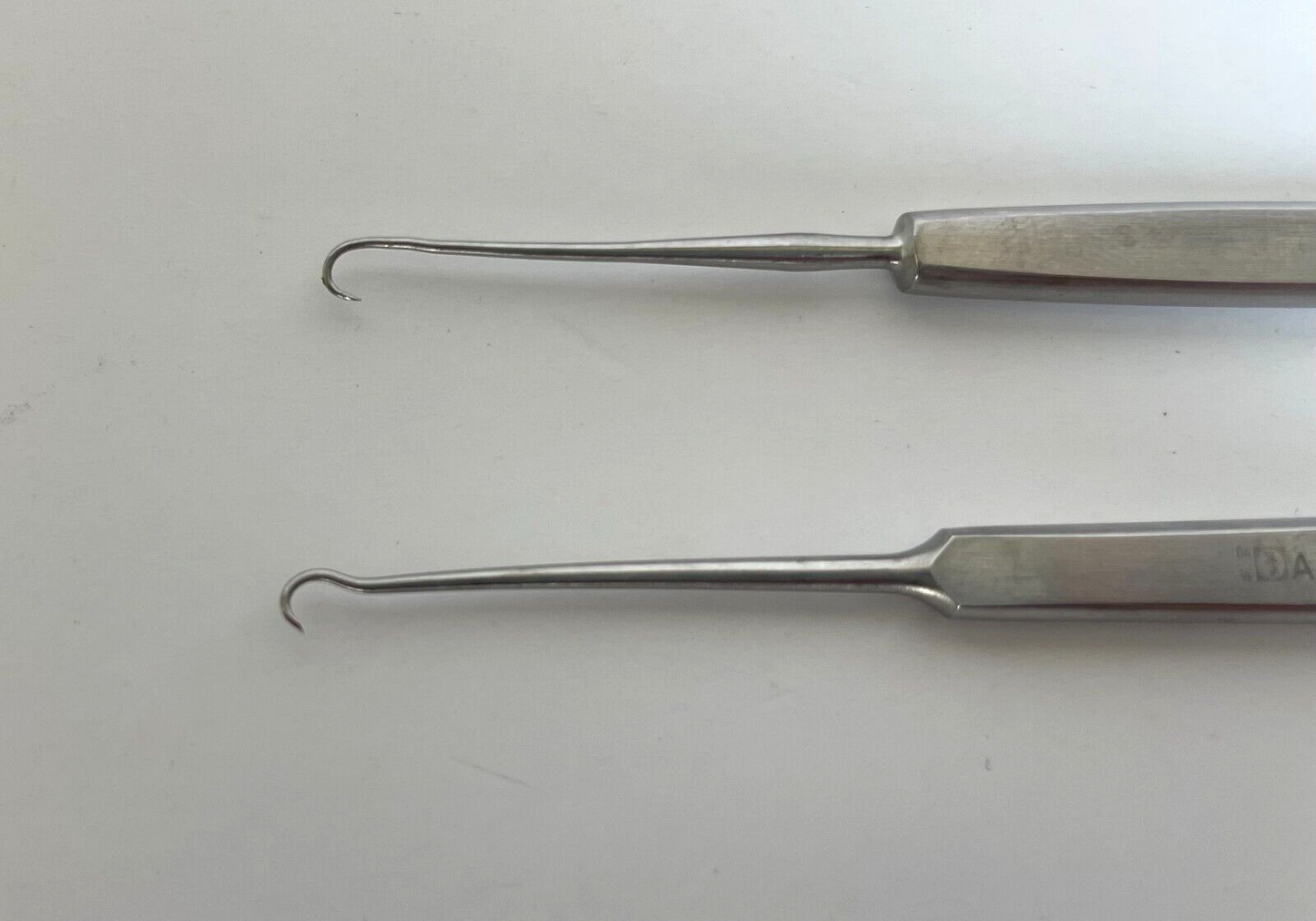 LOT of 2 FRAZIER Hook: Aesculap FF321R, KMedic KM 48-158 KM-48-158