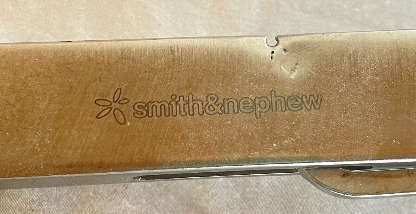 Smith & Nephew 71360089 Offset Broach Handle, Left + 30 DAY WARRANTY!