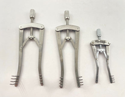 LOT OF 3 V. Mueller ALM Microsurgical 4x4 Blunt Prong Retractor SU3147 & SU3148