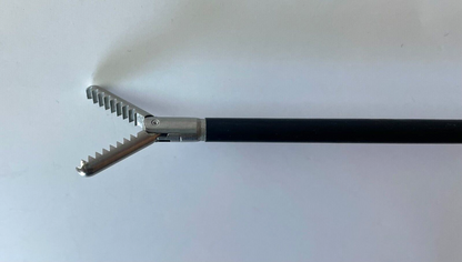 Access 325101R Laparoscopic 5mm Self-Retaining Ratcheted Grasper 17-1/2"